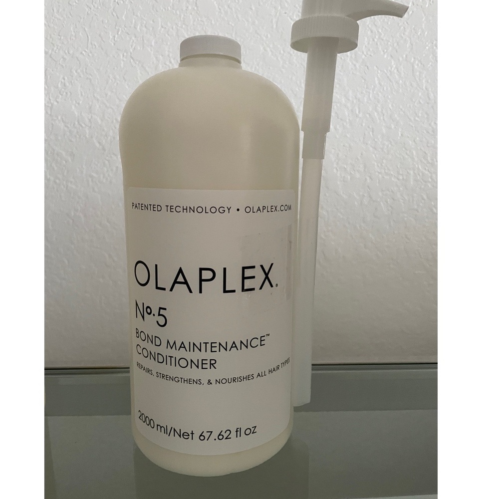 Olaplex # 5 bond maintenance conditioner large size brand new sealed 67.…